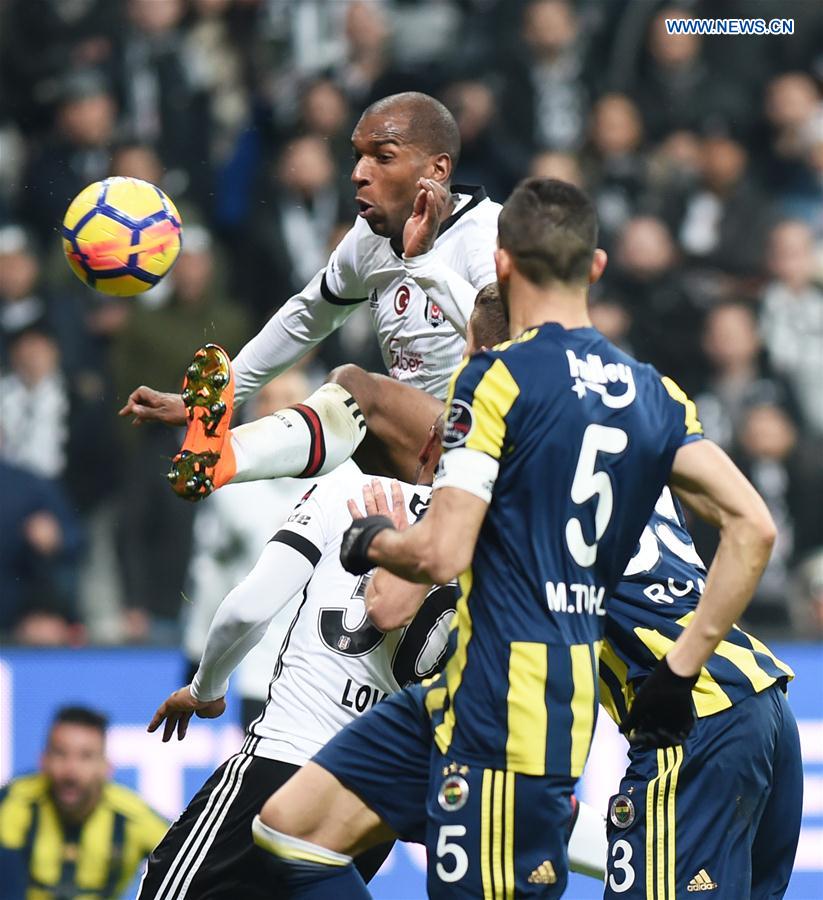 (SP)TURKEY-ISTANBUL-SOCCER-TURKISH SUPER LEAGUE-BESIKTAS VS FENERBAHCE  