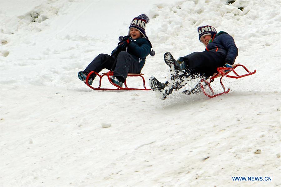 ROMANIA-BUCHAREST-SNOW