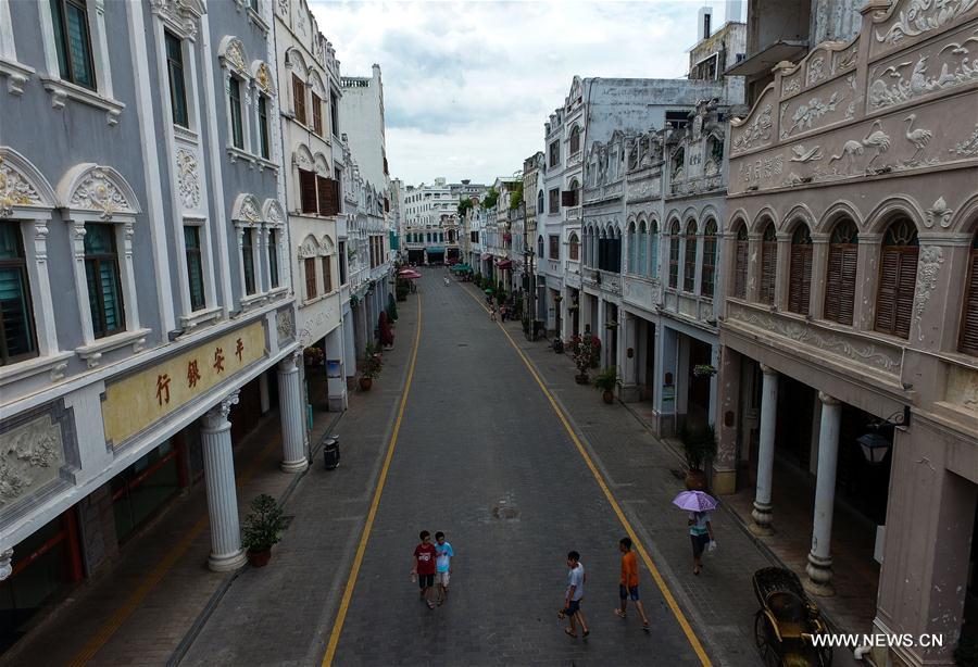 CHINA-HAINAN-HAIKOU-QILOU ANCIENT STREET (CN)