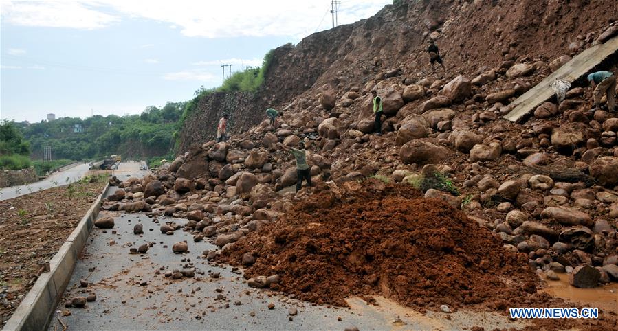 KASHMIR-JAMMU-MONSOON-LANDSLIDE