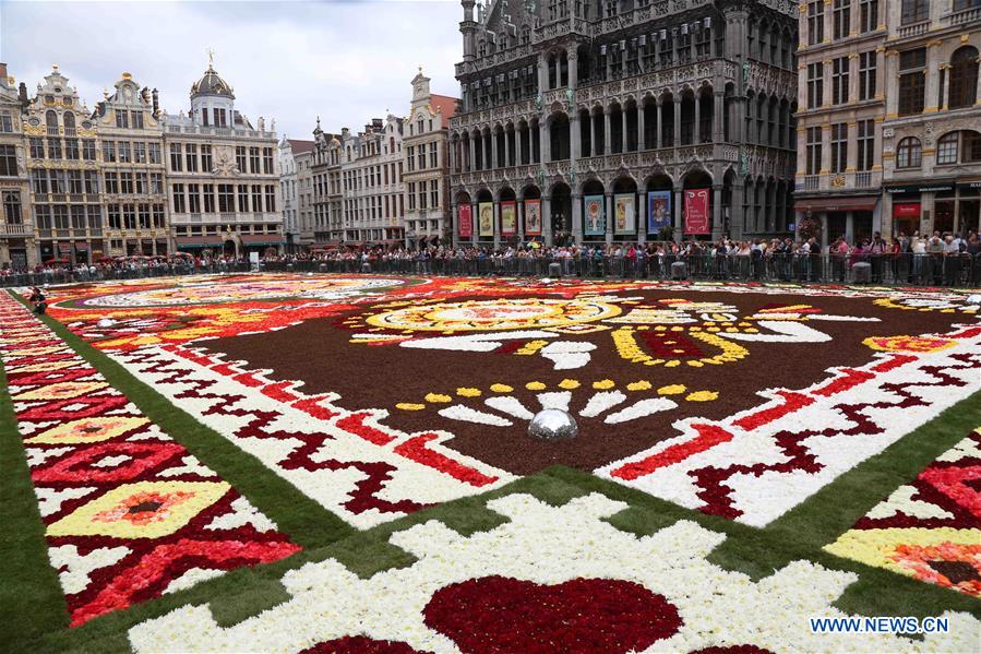 BELGIUM-BRUSSELS-FLOWER CARPET