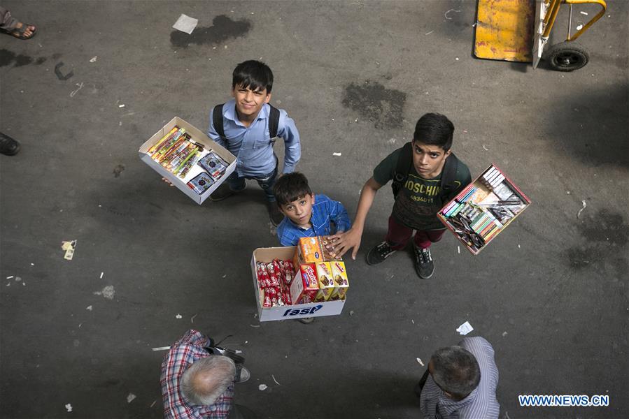 IRAN-TEHRAN-ECONOMY-BAZAAR