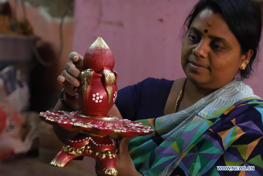 INDIA-BANGALORE-CULTURE-DIWALI FESTIVAL