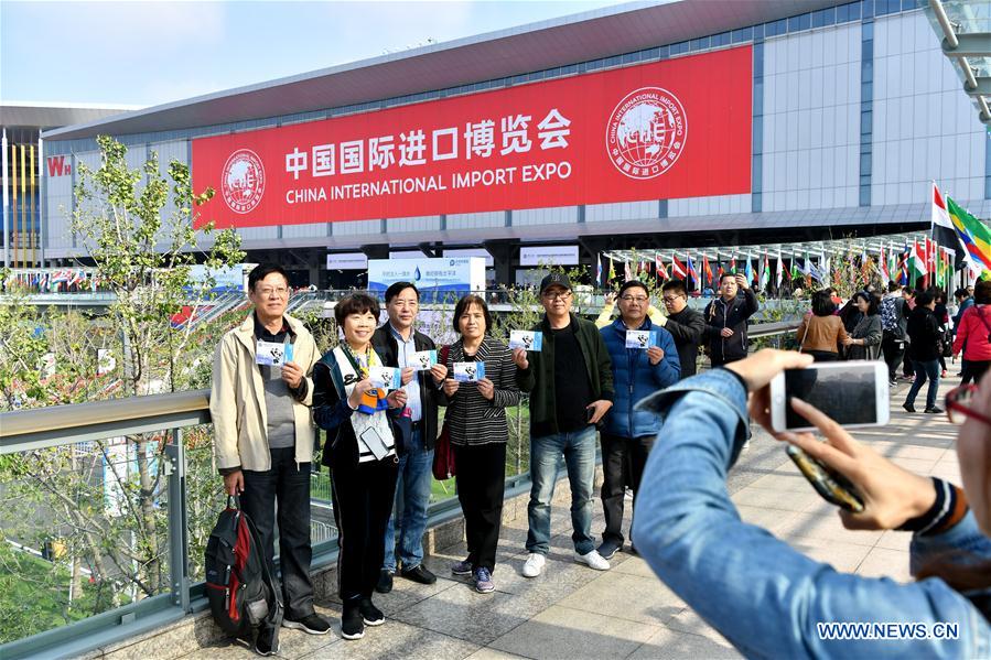 (IMPORT EXPO)CHINA-SHANGHAI-CIIE-GROUP VISITORS (CN)