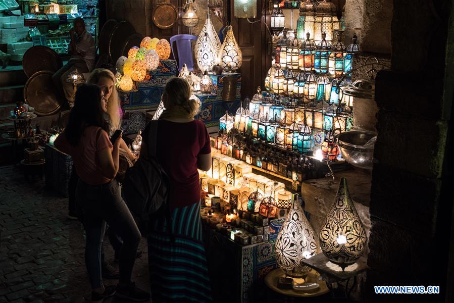 EGYPT-CAIRO-KHAN EL-KHALILI-NIGHT VIEW