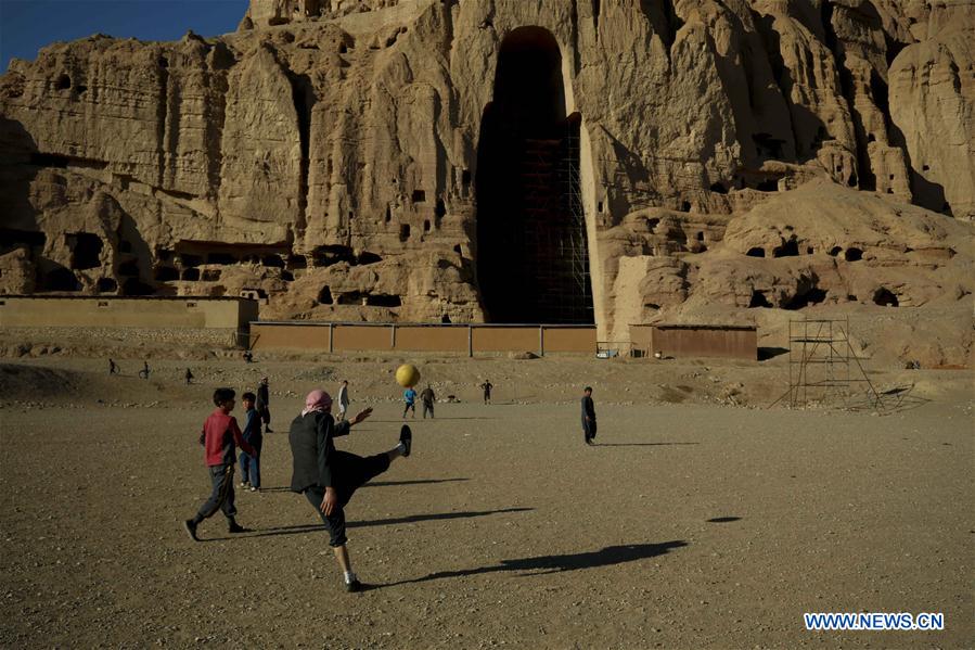 AFGHANISTAN-BAMYAN-DAILY LIFE-FOOTBALL