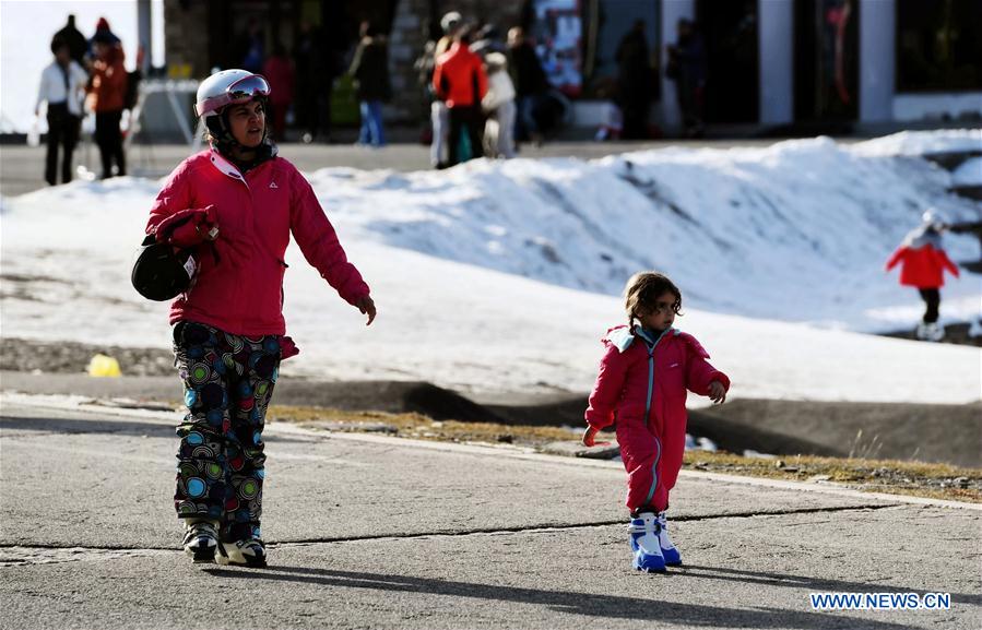 ANDORRA-WINTER-DAILY LIFE