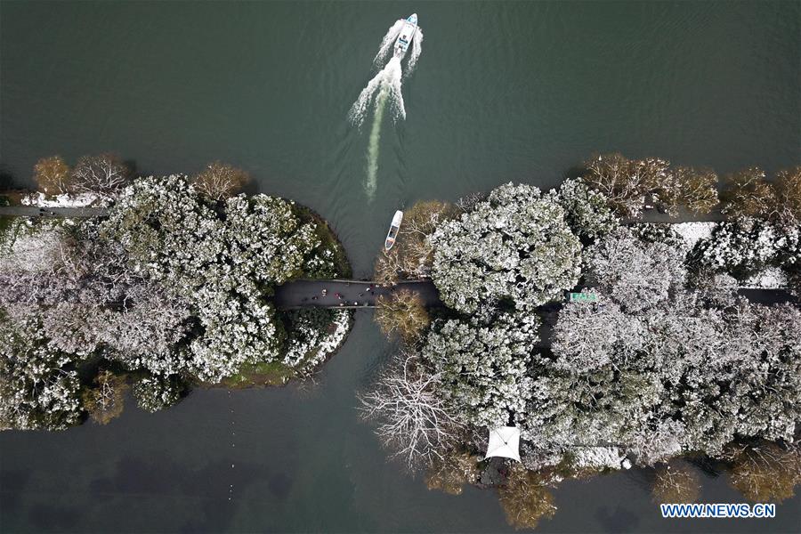 CHINA-HANGZHOU-WEST LAKE-SNOW SCENERY (CN)