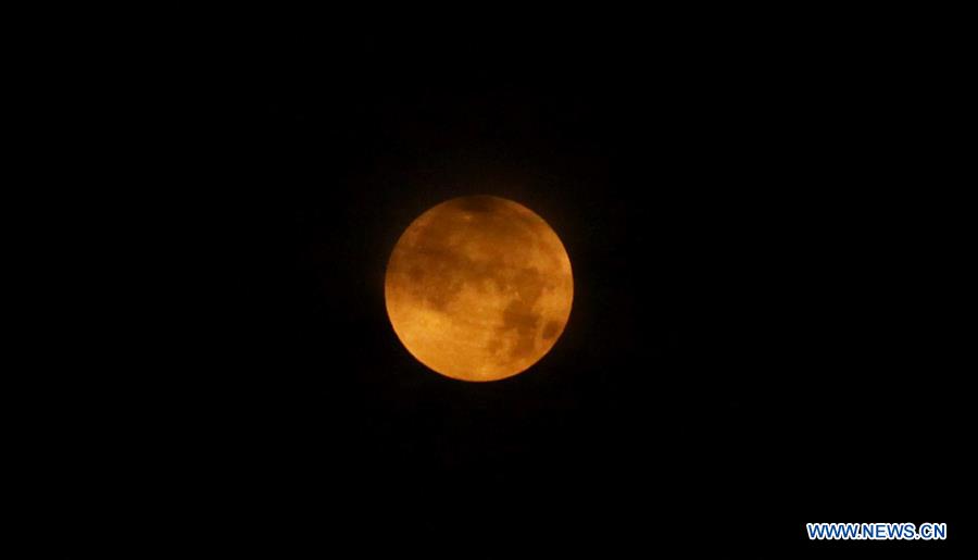 NEPAL-BHAKTAPUR-FULL MOON