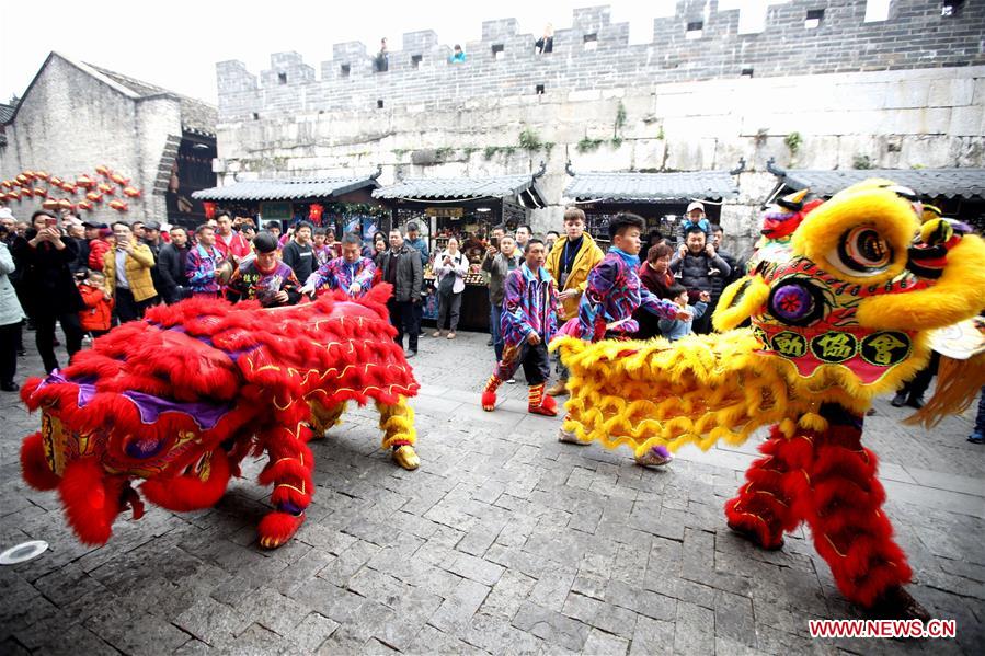 #CHINA-SPRING FESTIVAL-FOLK CUSTOM (CN)