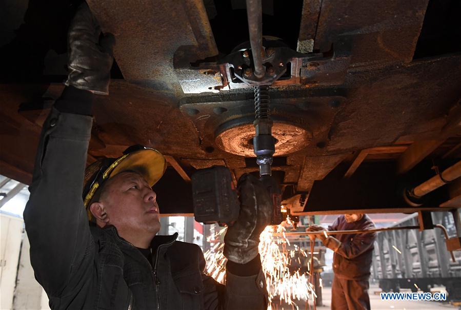 CHINA-ZHENGZHOU-CHINA RAILWAY EXPRESS-MAINTENANCE (CN)