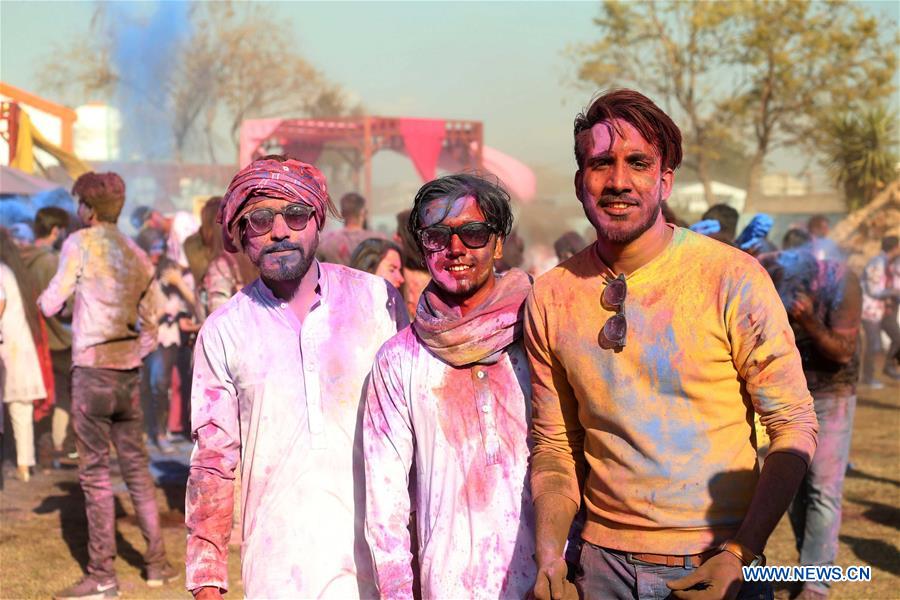 PAKISTAN-ISLAMABAD-SPRING-COLOR FIGHT