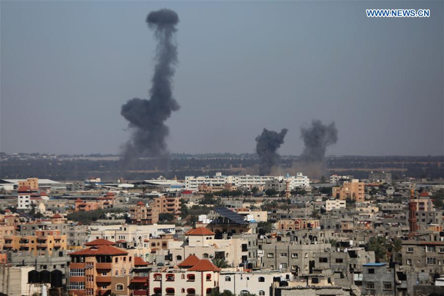 MIDEAST-GAZA-AIRSTRIKES