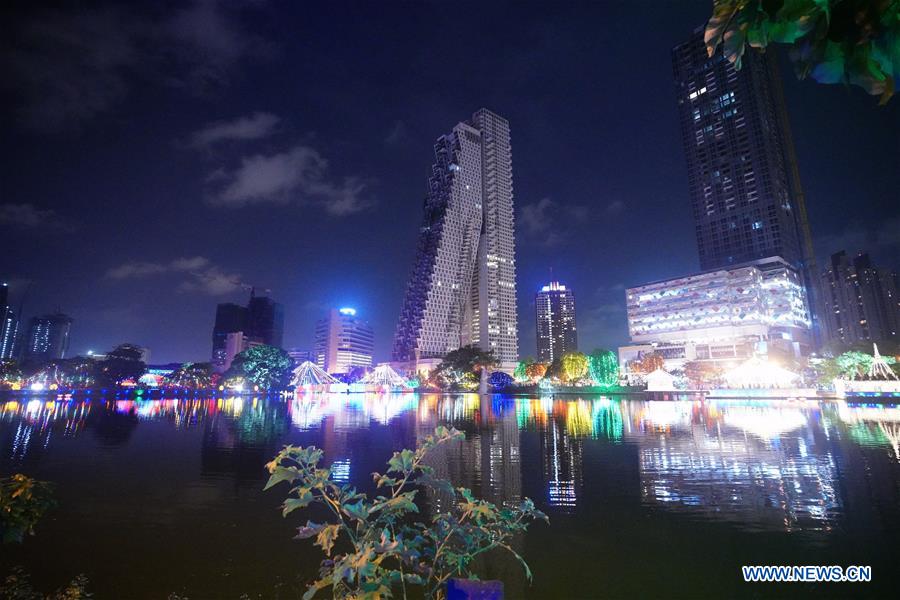 SRI LANKA-COLOMBO-VESAK FESTIVAL