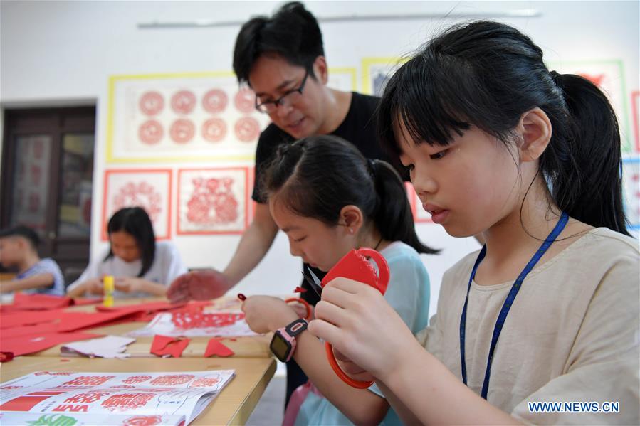 CHINA-JIANGXI-PAPERCUTTING(CN)