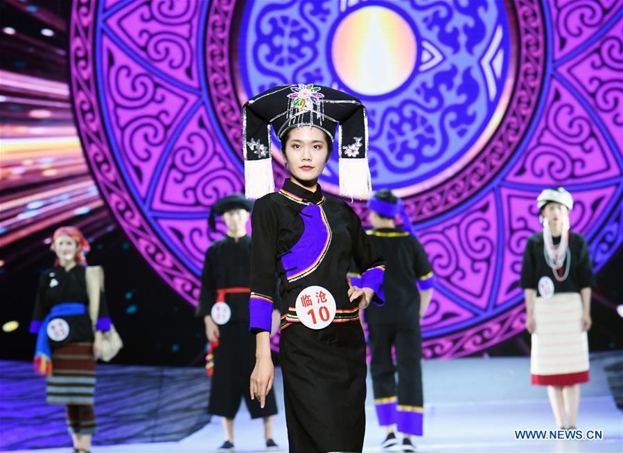 CHINA-YUNNAN-FASHION SHOW (CN)