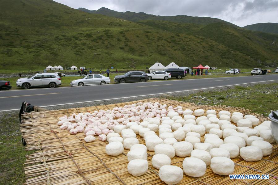 CHINA-XINJIANG-DUSHANZI-KUPA HIGHWAY-SCENERY (CN)