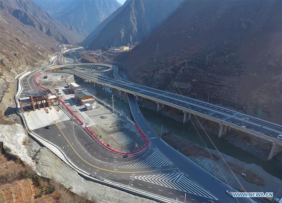 CHINA-SICHUAN-WENCHUAN-MAERKANG-EXPRESSWAY (CN)