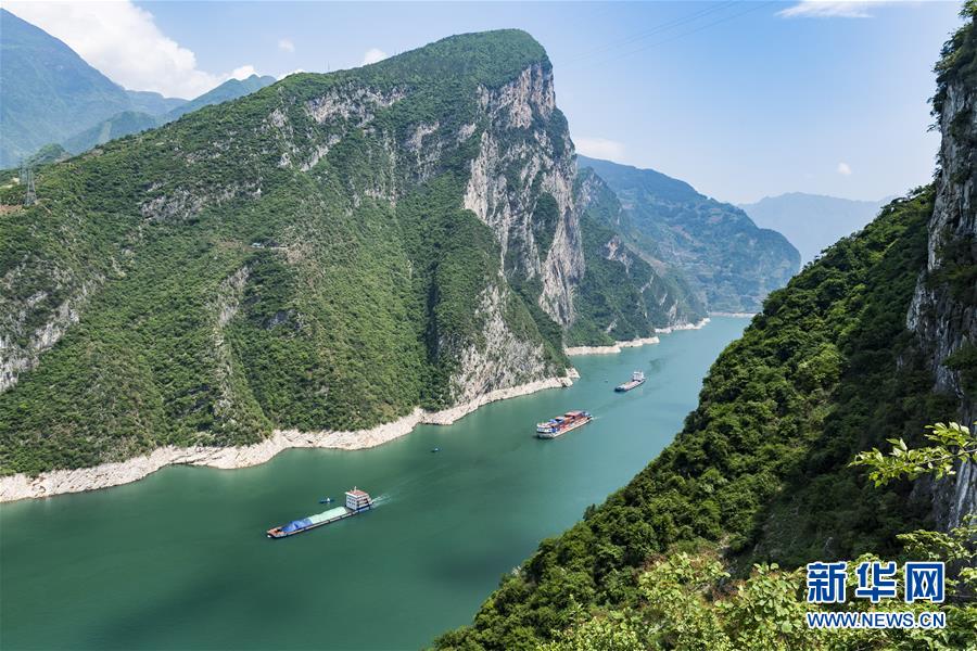 （壯闊東方潮 奮進(jìn)新時(shí)代——慶祝改革開放40年）（2）美麗中華大地書寫綠色傳奇