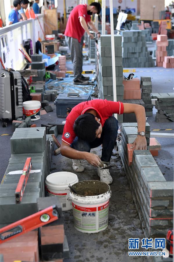 （新華全媒頭條·圖文互動）（3）上下合力，聚力破障，開辟“大國工匠”建設(shè)新格局