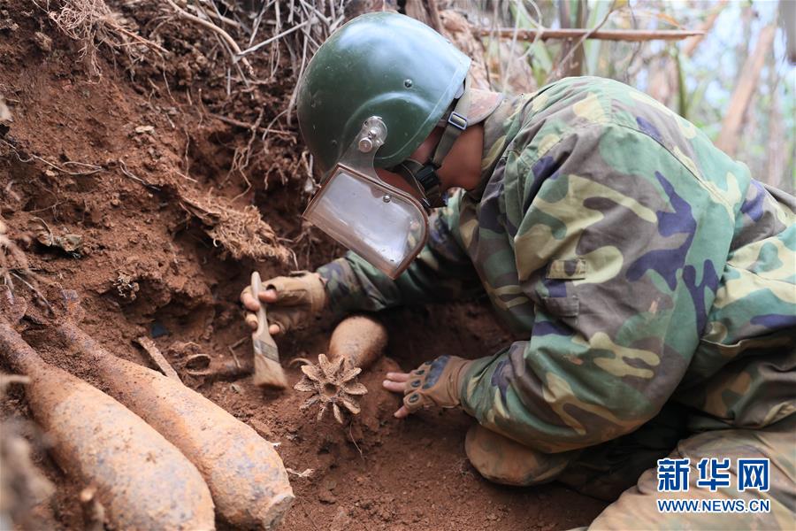 （圖文互動）（1）和平年代，離死神最近的人——南部戰(zhàn)區(qū)陸軍云南掃雷大隊(duì)邊境掃雷排爆記事