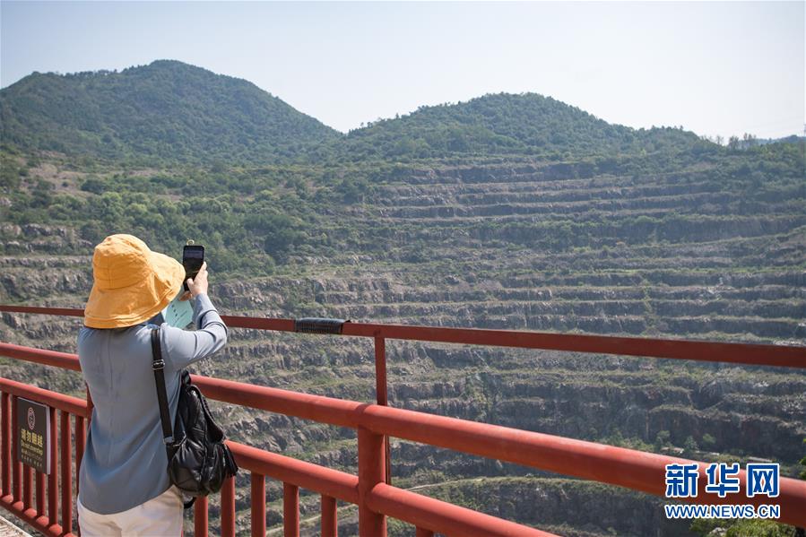 （走向我們的小康生活·圖文互動）（2）游客來了，小康近了——生態(tài)旅游引領(lǐng)湖北山區(qū)蝶變二三事