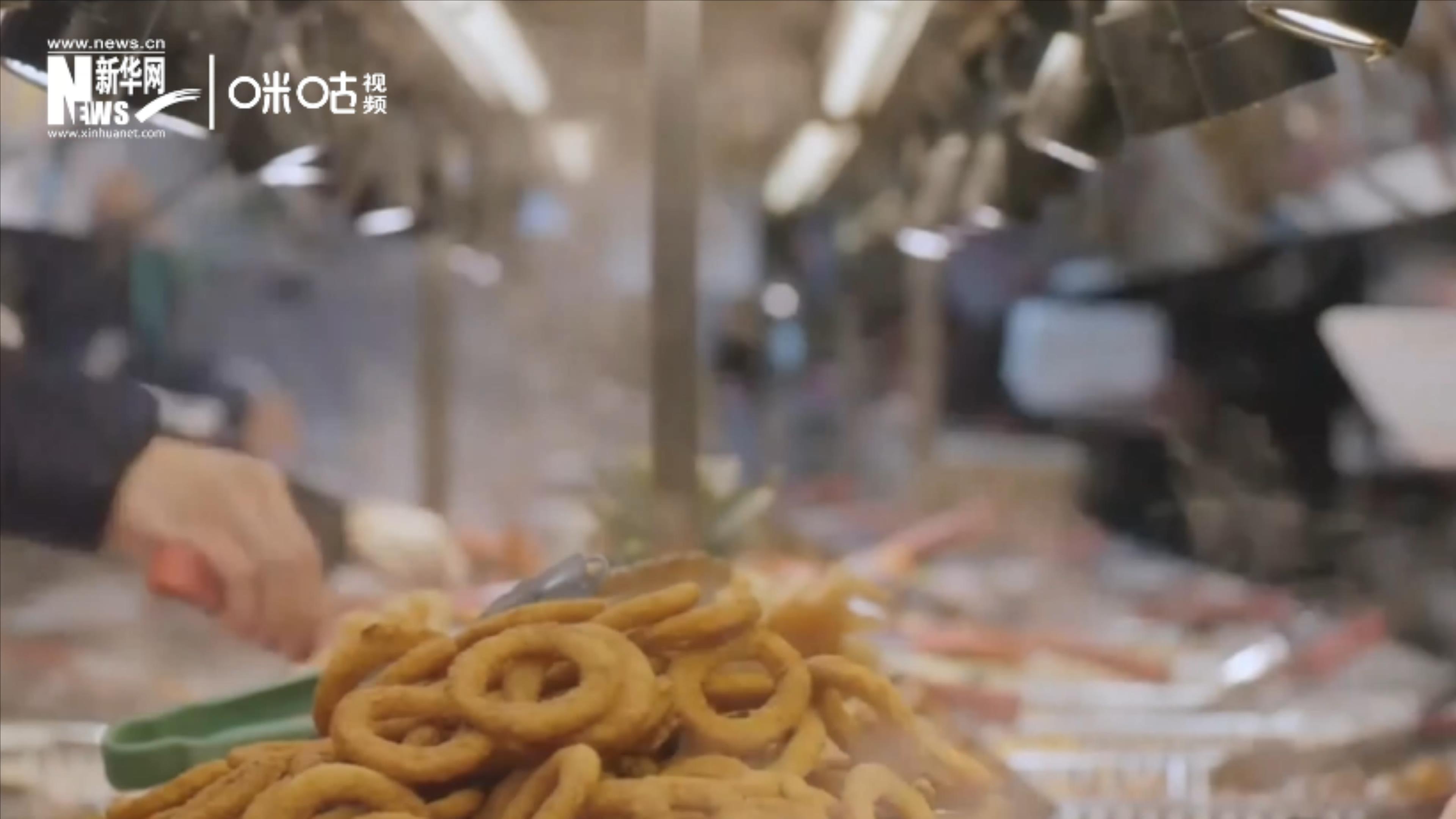 成噸的糧食遭到損失或浪費，同時也有很多人正在挨餓