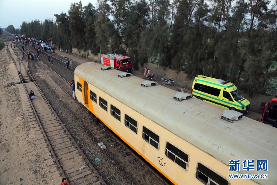 （國(guó)際）（6）埃及北部火車(chē)相撞造成至少16人死亡